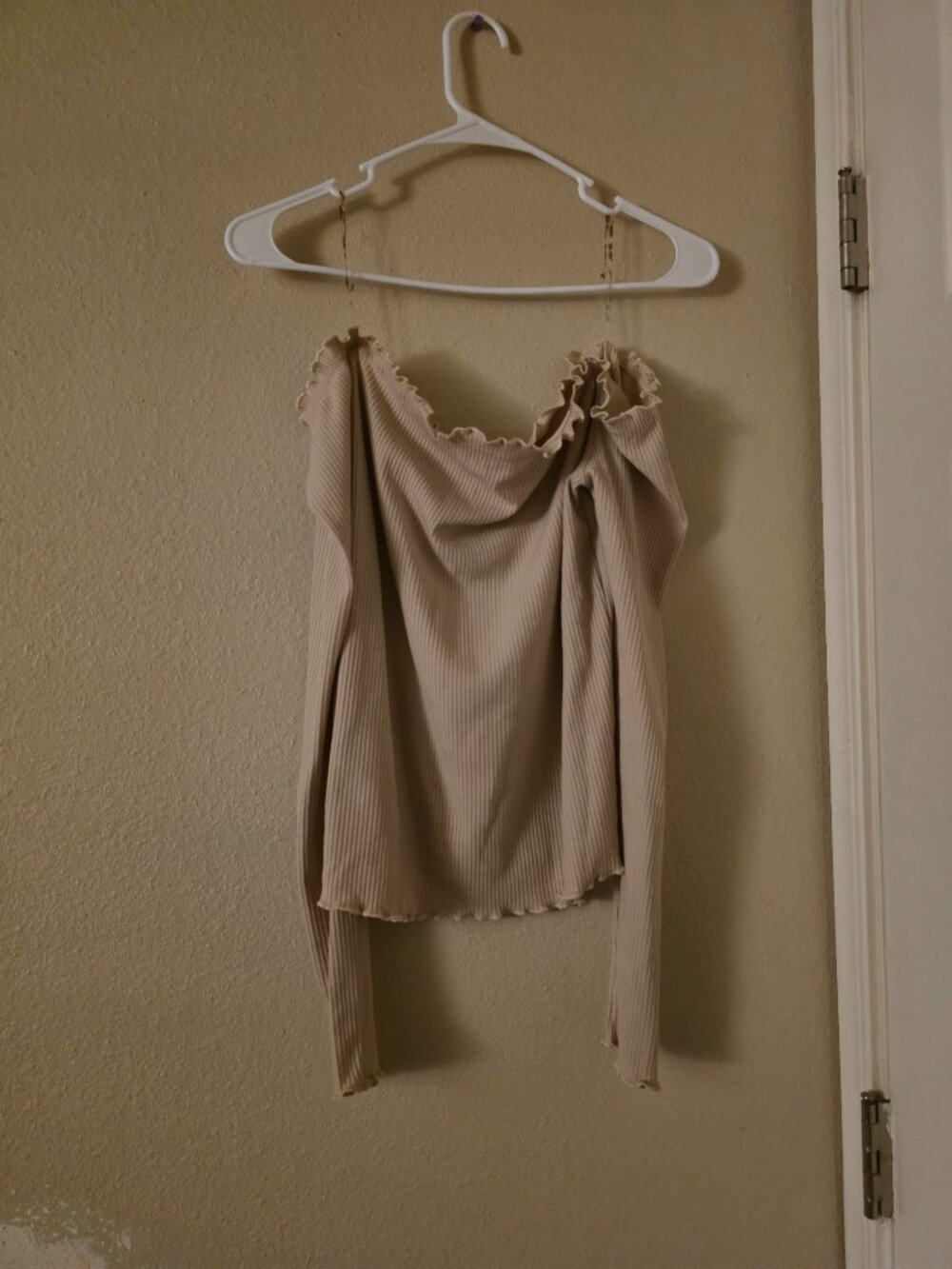NWT Fashion Nova Size 2X Tan Off Shoulder Crop Top